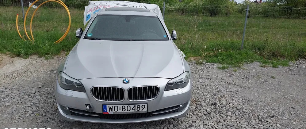 mazowieckie BMW Seria 5 cena 37900 przebieg: 194388, rok produkcji 2013 z Ostrołęka